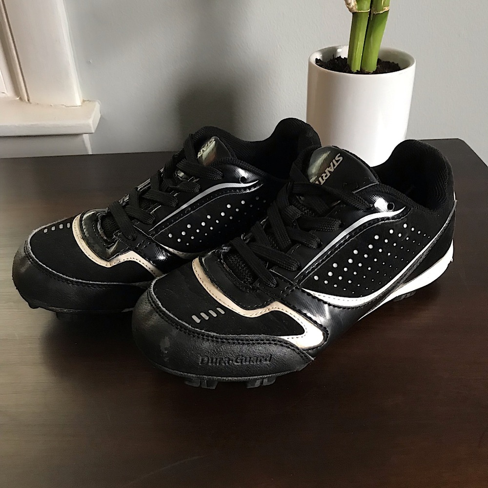 Soccer cleats boys size 2